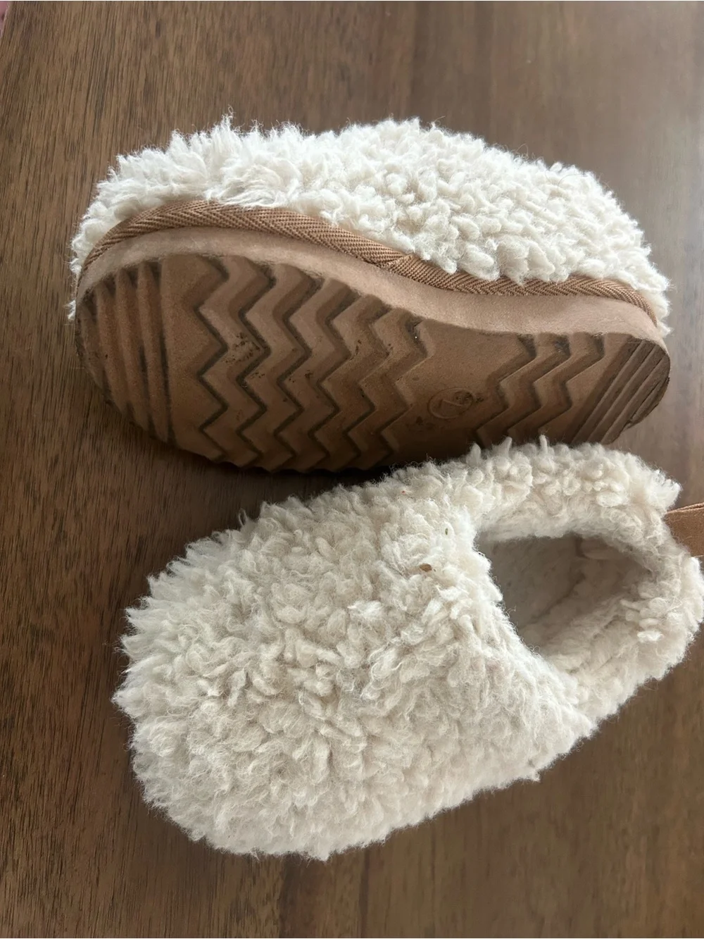 Cozy Sherpa Baby Slippers in Cream